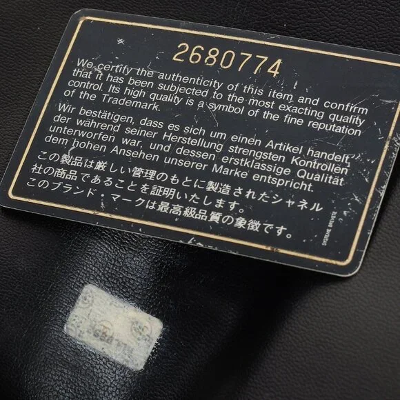 Chanel Vintage Black Patent Gold Plated CCs Shoulder bag - Picture 15 of 15